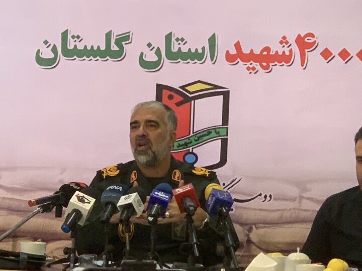 سردار حسینی: ۳۲۰ هزار سند و تصویر از شهدای گلستان جمع‌آوری شد
