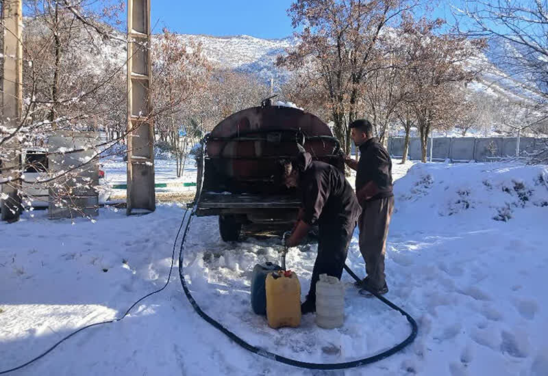 تأمین سوخت زمستانی خانوارهای فاقد گاز با ذخیره ۵ میلیون لیتر نفت سفید