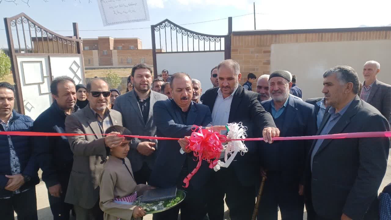 احداث بیش از ۶۰۰۰ مترمربع فضای ورزشی در مدارس شهرستان بهار