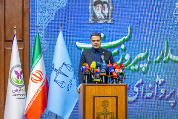 سخنرانی سیدعلی کاظمی، سخنگوی قوه قضائیه در  همایش «ایران قوی؛ حماسه اقتدار، پیروزی عدالت برای بیماران پروانه‌ای»