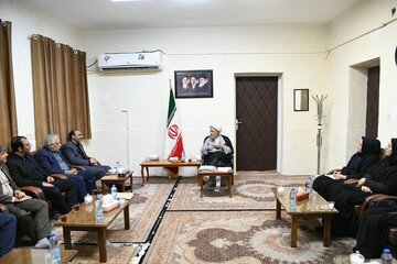 امام جمعه شیراز: حل اختلافات با سازش به انسجام اجتماعی کمک می‌کند
