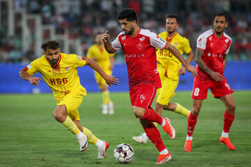 هفته دهم لیگ برتر فوتبال ایران؛ پرسپولیس - فولاد