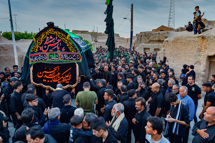 داوری مسابقه عکاسی «شهر هزار آیین» برگزار شد؛ برگزیدگان دانشجویی مشخص شدند