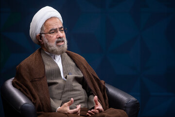حضور آیت‌الله مرتضی جوادی آملی در خبرگزاری ایسنا