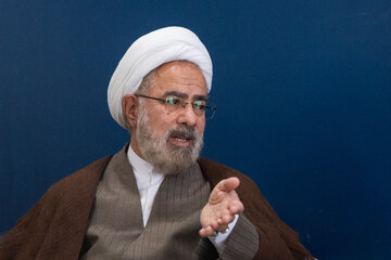 حضور آیت‌الله مرتضی جوادی آملی در خبرگزاری ایسنا