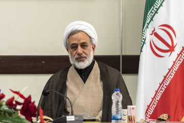 حجت‌الاسلام والمسلمین مرتضی مطهری‌پور، مسئول دفتر نهاد نمایندگی مقام معظم رهبری در دانشگاه‌های البرز در آیین تجلیل از برگزیدگان دومین و سومین دوره پویش ملی «آیین ققنوس»