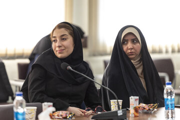 آیین تجلیل از برگزیدگان دومین و سومین دوره پویش ملی «آیین ققنوس»