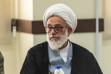 آیین تجلیل از برگزیدگان دومین و سومین دوره پویش ملی «آیین ققنوس»