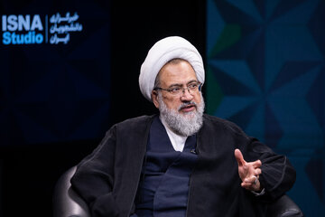 حضور آیت‌الله ابوالقاسم علیدوست در خبرگزاری ایسنا