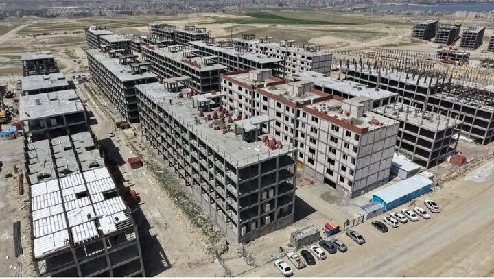 برق‌رسانی به ۱۵ هزار واحد مسکن ملی در اردبیل/تکمیل برق‌رسانی به ۱۱ هزار واحد دیگر