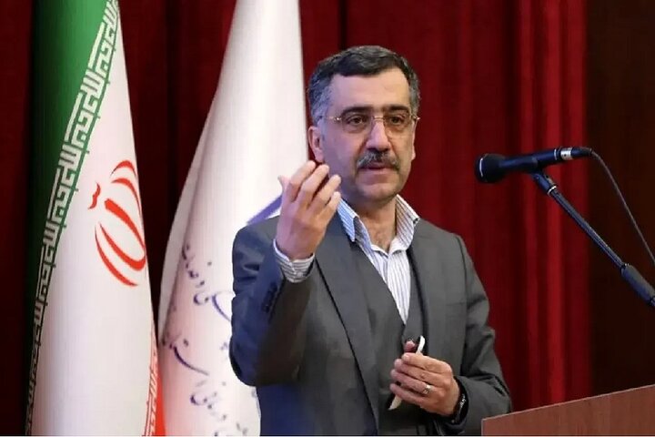 حلقه ارتباط علمی پژوهشگران ایرانیِ زیر فشار تحریم‌های علمی را تنگ‌تر نکنیم
