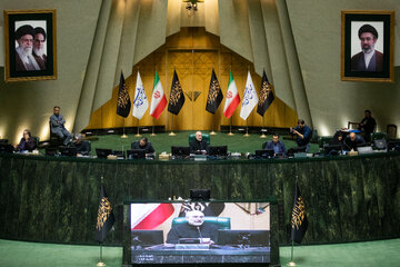 صحن علنی مجلس - ۵ آبان