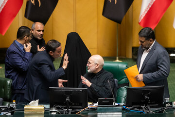 صحن علنی مجلس - ۵ آبان