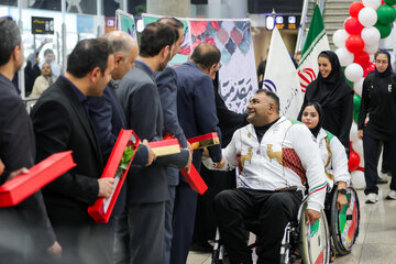 استقبال از کاروان مدال‌آوران پاراآسیایی