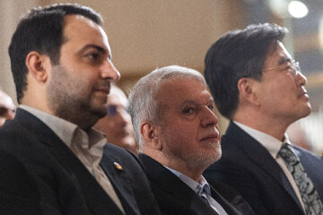سید رضا صالحی امیری، وزیر میراث فرهنگی و گردشگری در آیین رونمایی از کتاب «هزاران سال ایران» به روایت هربرت کریم مسیحی