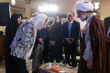آیین رونمایی از کتاب «هزاران سال ایران» به روایت هربرت کریم مسیحی