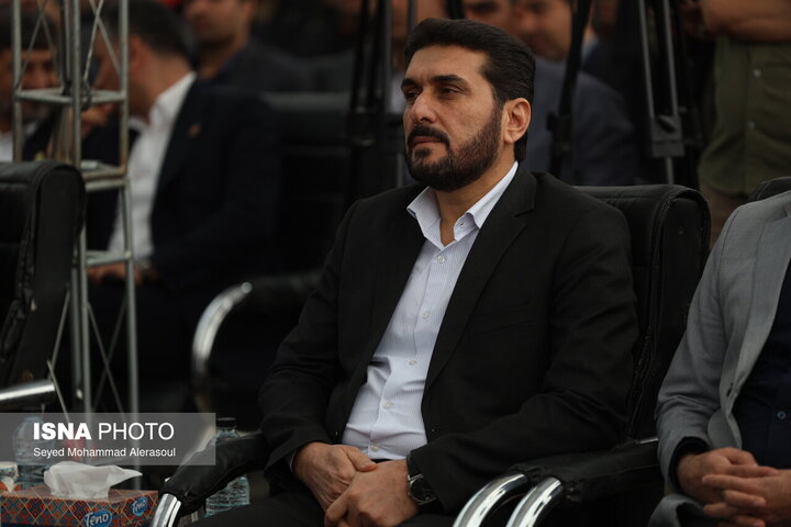شهردار مشهد: از زمانی که شهرداری از خرید مستقیم واگن منع شد، یک واگن وارد شهر نشده است