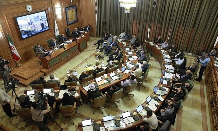 از ورود اتوبوس‌های ۲۶ متری به تهران تا فاجعه زیست‌محیطی پارک چیتگر و لزوم پاسخگویی شهرداری