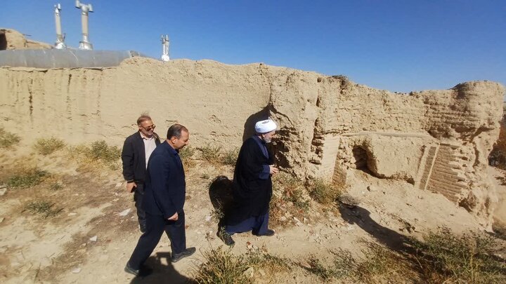 تأکید فرماندار بهار بر مرمت فوری قلعههای تاریخی پرلوک