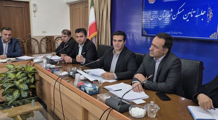 انعقاد قرارداد تنها برای ۱۴ درصد تسهیلات مسکن در رزن/ ضرورت تسریع در رفع موانع بانکی