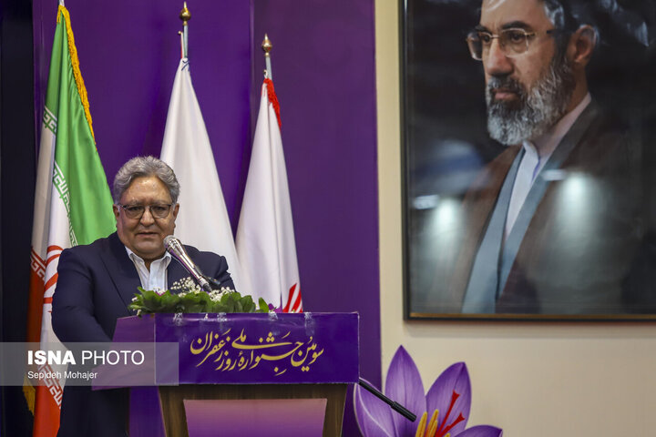 رئیس شورای ملی زعفران: تعهدات ارزی از موانع پیش‌روی صادرکنندگان است