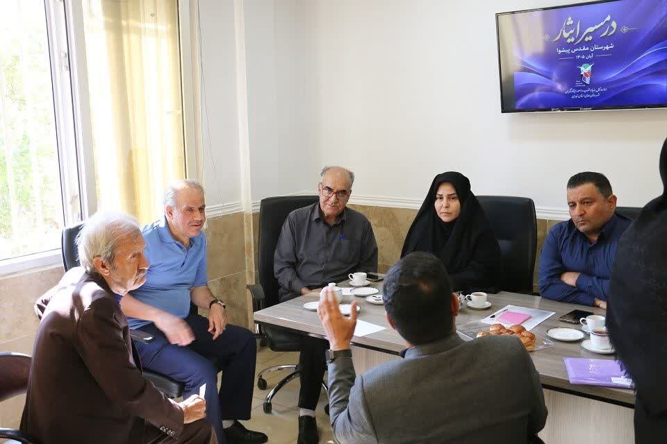 مدیرکل بنیاد شهید تهران: رفع مشکلات خانواده‌های ایثارگران در اولویت است