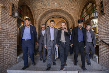 بازدید کوروش امیدی‌پور از مجموعه سرای سعدالسلطنه قزوین