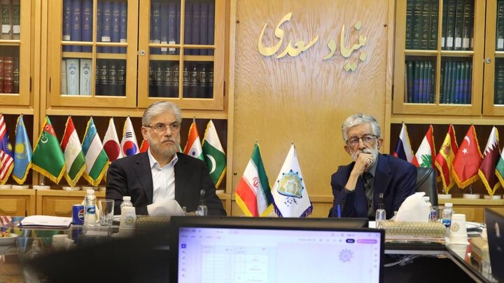 وزیر علوم: آموزش زبان فارسی، زمینه‌ساز صلح و همزیستی میان ملت‌هاست