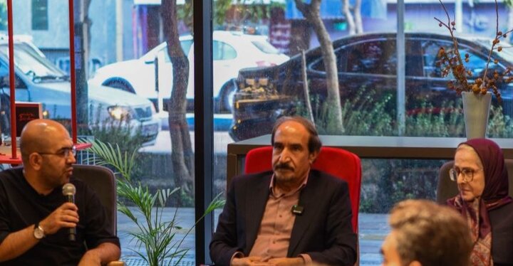 کتابی که درباره تاریخ اتحادیه شوروی است
