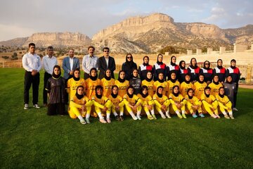 تیم بانوان پالایش گاز ایلام میزبان آوای تهران/مدیرعامل در تمرین پالایش حاضر شد