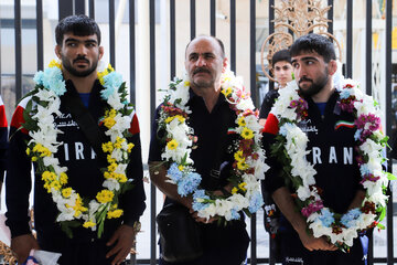 از سمت راست پیام احمدی، بابک ولی محمدی و علی احمدی وفا