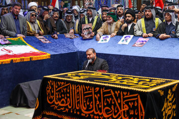 تشرف شیوخ عشایر عراق به رواق دارالذکر و مزار رهبر شهید انقلاب، حضرت آیت‌الله سیدعلی خامنه‌ای، در حرم مطهر رضوی