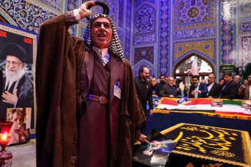 تشرف شیوخ عشایر عراق به رواق دارالذکر و مزار رهبر شهید انقلاب، حضرت آیت‌الله سیدعلی خامنه‌ای، در حرم مطهر رضوی