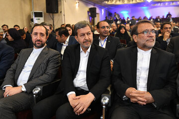 آیین اعطای جوایز به برگزیدگان بیستمین جشنواره ملی فن‌آفرینی شیخ بهایی در اصفهان