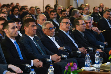 آیین اعطای جوایز به برگزیدگان بیستمین جشنواره ملی فن‌آفرینی شیخ بهایی در اصفهان