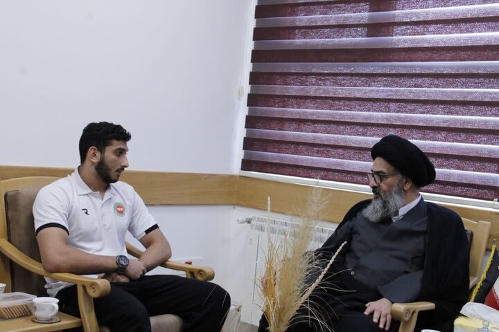 رئیس پژوهشگاه مطالعات فقه معاصر: قهرمانی فقط به پیروزی در میدان مسابقه نیست