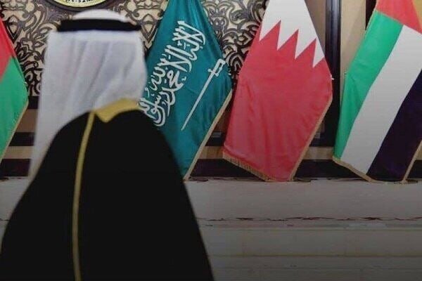 اکونومیست: کشورهای حاشیه خلیج فارس در تلاشند بحران منطقه‌ای را مهار کنند
