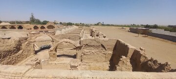 آغاز فاز دوم عملیات مرمت کاروانسرای تاریخی مجدالممالک دولت‌آباد
