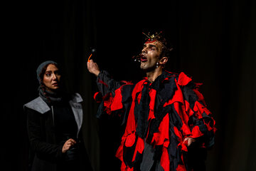 نمایش «کالیگولا» - اصفهان