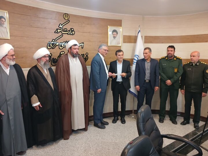 معاون استاندار مرکزی: توسعه صنعتی به قیمت تخریب محیط زیست زرندیه تمام نشود