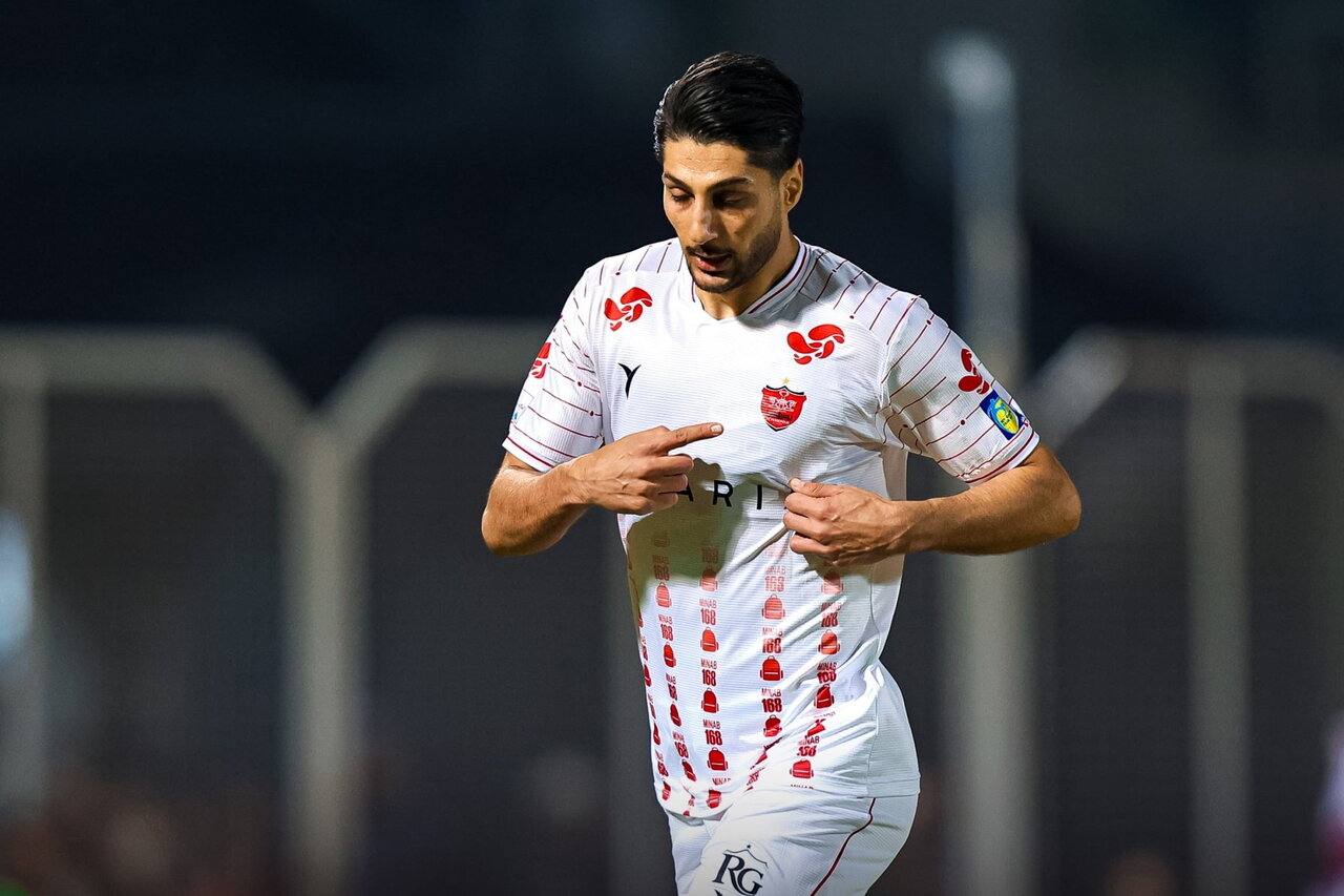 گل اول پرسپولیس به نساجی