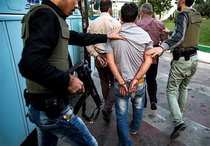 دستگیری 7 توزیع کننده هروئین در کرج