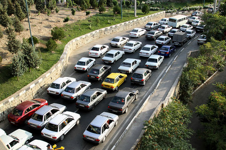 ترافیک در جاده چالوس سنگین است
