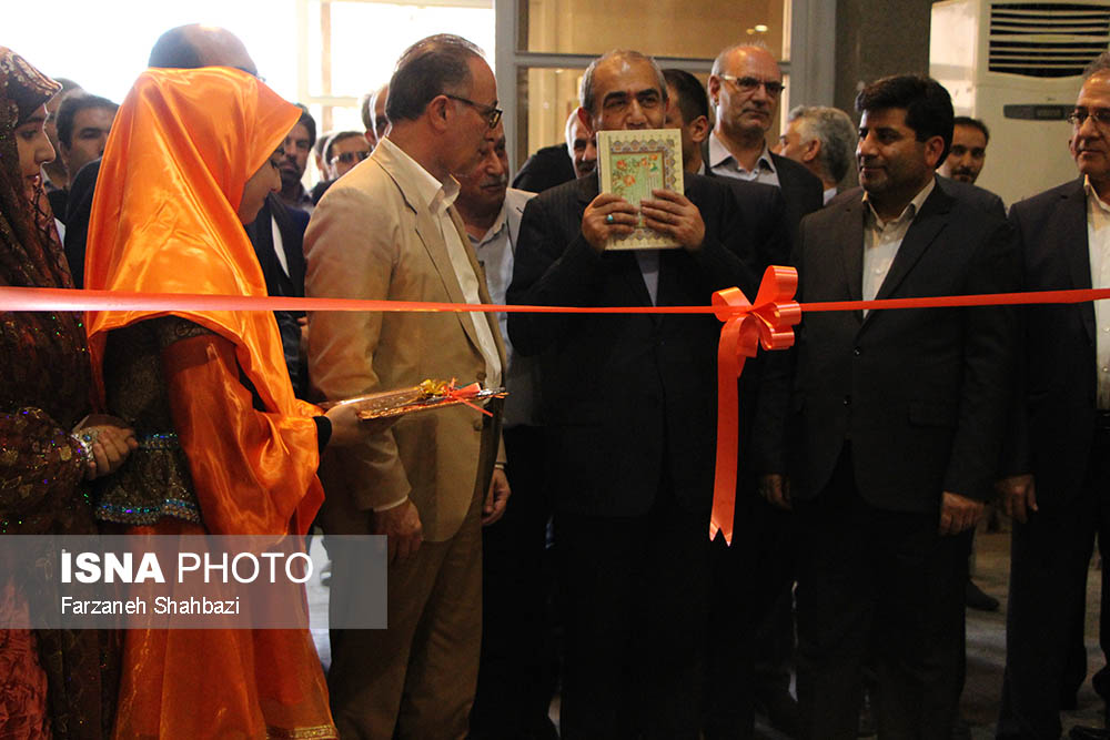 افتتاح نمایشگاه صنایع دستی افتتاح نمایشگاه صنایع دستی