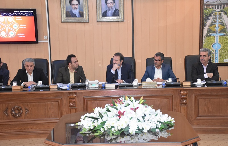 دستور پیگیری استاندار فارس برای زمین کتابخانه مرکزی شیراز