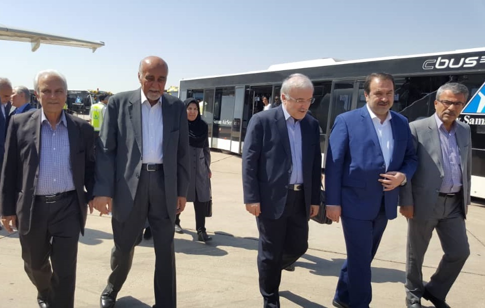 وزیر بهداشت وارد شیراز شد