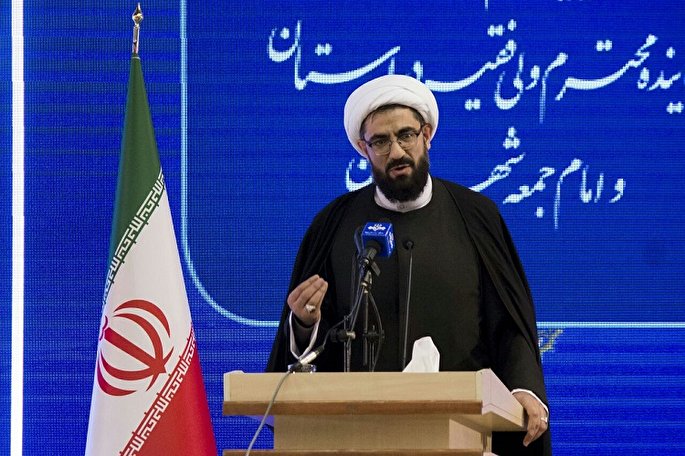 لزوم ایستادگی مساجد در برابر سیل تهاجمات فرهنگی دشمن