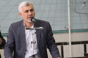 سلیمی: بخش صنعت و کشاورزی ظرفیت بالایی برای جدایی اقتصاد کشور از نفت را دارند سلیمی: بخش صنعت و کشاورزی ظرفیت بالایی برای جدایی اقتصاد کشور از نفت را دارند