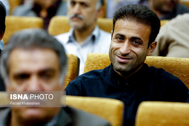 رجبزاده: مسئولان نگاه رنگی دارند چون از بچگی طرفدار تیمهای پایتخت بودهاند رجبزاده: مسئولان نگاه رنگی دارند چون از بچگی طرفدار تیمهای پایتخت بودهاند