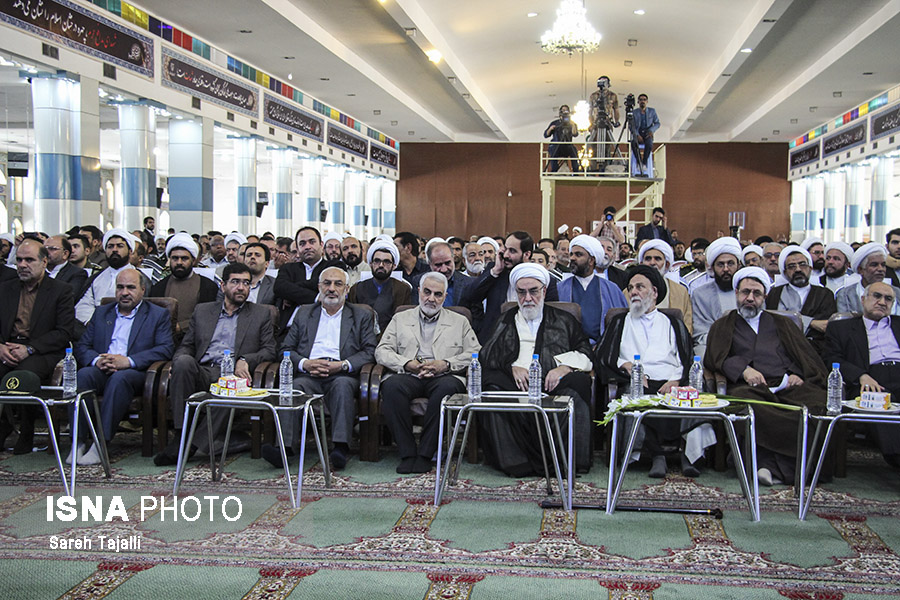 مراسم نکوداشت نیم قرن خدمات حضرت آیت الله جعفری مراسم نکوداشت نیم قرن خدمات حضرت آیت الله جعفری